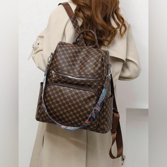 New Backpack - Picture 6 of 6